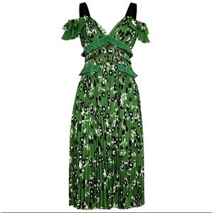 Self Portrait dress (Meghan Markle)